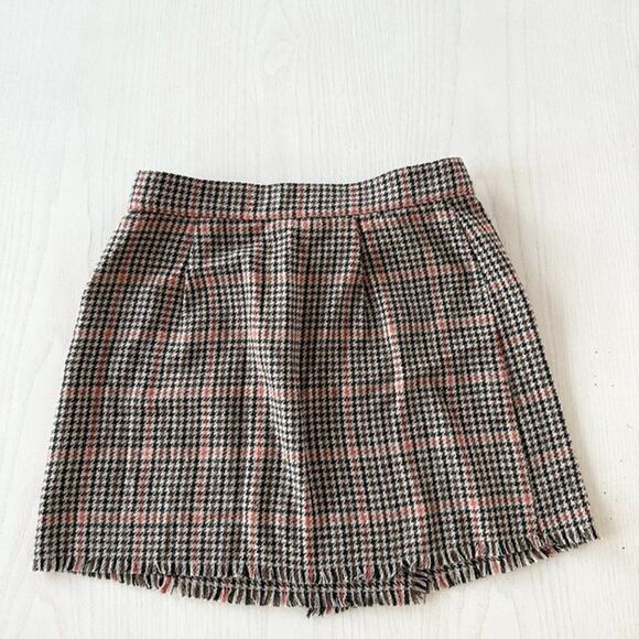 MISSING Urban Outfitters Mini Plaid Skirt - Picture 2 of 7